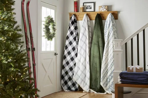Vista 6 de Eddie Bauer - Manta de tamaño Queen, manta de cama de felpa ultrasuave con reverso de piel de oveja sintética, manta para sofá y cama