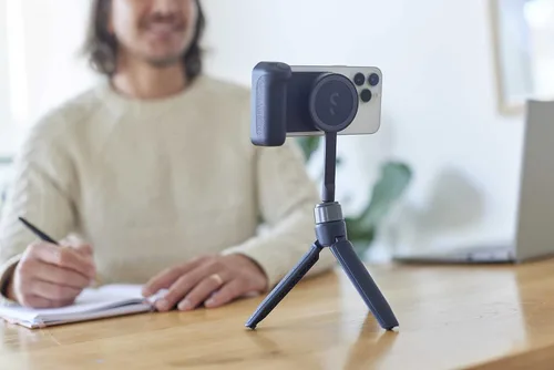 Vista 9 de ShiftCam SnapGrip Creator Kit para creadores de contenido, incluye SnapGrip, SnapLight, trípode SnapPod - Kit de vlogging para iPhone y Android