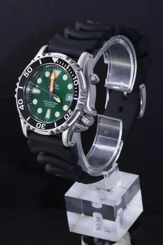 Vista 2 de RATIO FreeDiver Helium Safe - Reloj de buceo automático de acero inoxidable 3,280.8 ft resistente al agua para hombre