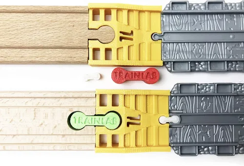 Vista 2 de TrainLab Adaptadores compatibles con Thomas Take-n-Play a adaptadores de vía de tren ferroviario de madera con huesos de perro (dorado)