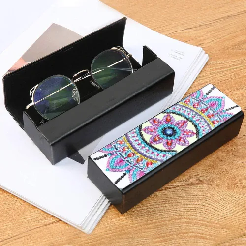 Vista 5 de Leatrice Kit de estuche de gafas de sol de pintura de diamante con mandala de pintura de diamantes