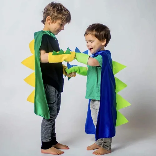 Vista 3 de Capa de dragón de dinosaurio y guanteletes disfraz de Halloween para niño y niña, ropa de vestir para niños de 2 a 6 años, color verde