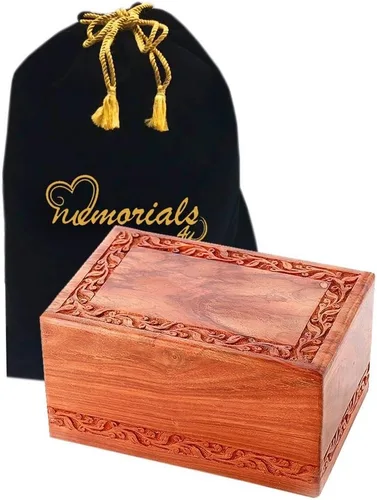 Vista 2 de MEMORIALS 4U Urna de cremación de palisandro sólido con diseño de cruz tallada a mano para cenizas humanas Palisandro macizo