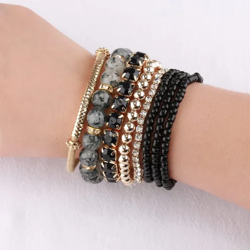 Vista 8 de 4 juegos de pulseras bohemias hechas a mano con múltiples capas para mujer