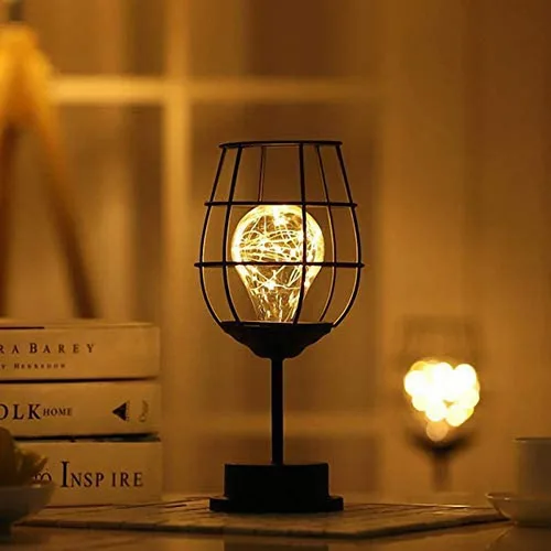 Vista 4 de Ulalaza Lámpara LED de alambre de cobre, adornos de hierro forjado, luz nocturna, dormitorio creativo, estilo nórdico, retro, decoración de viento