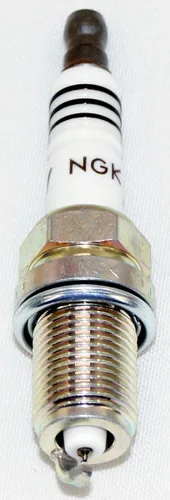 Vista 3 de NGK 2668 Bujías de iridio IX BKR8EIX (paquete de 6)