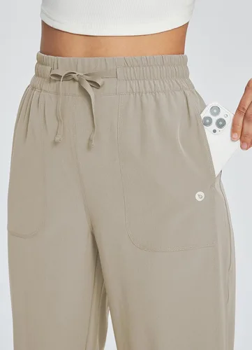 Vista 3 de BALEAF Pantalones capri de pierna ancha para mujer, pantalones holgados de secado rápido, bolsillos UPF50+ atléticos, casuales, entrenamiento, yoga