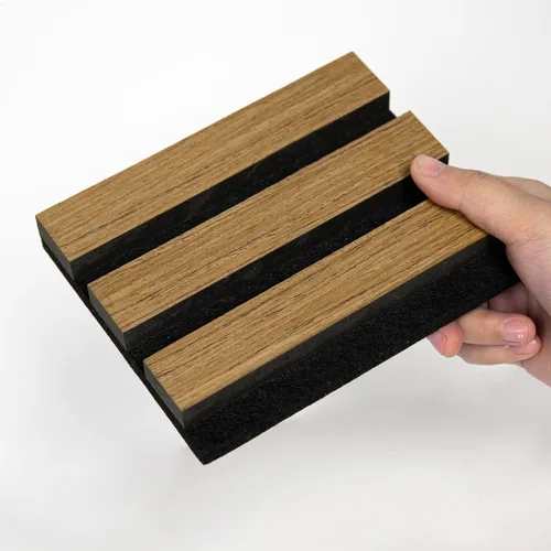 Vista 10 de SMARTSTANDARD Paneles de pared acústicos de muestra en madera, panel de pared insonorizado, panelado de listones de madera estriado en 3D para Roble