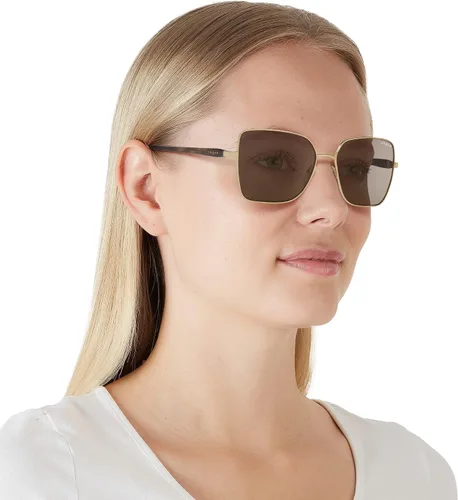 Vista 7 de Vogue Eyewear Gafas de sol para mujer, montura dorada pálida, lentes degradadas marrones, 2.283 in