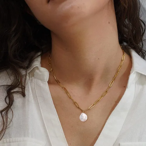 Vista 2 de Collares de perlas para mujer, chapado en oro real de 14 quilates, delicado collar de perlas para mujeres y adolescentes, collar de cadena de perlas