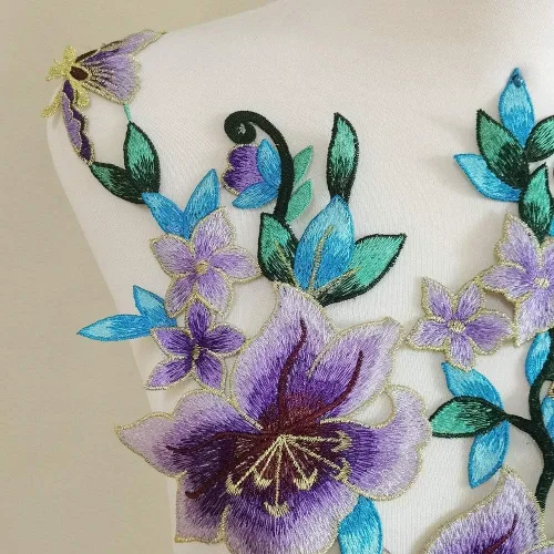 Vista 2 de 2pcs púrpura hermosas flores bordadas apliques de costura parches (estilo B)