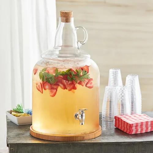 Vista 2 de Dispensador de bebidas de vidrio Growler de 4 galones con tapa de corcho