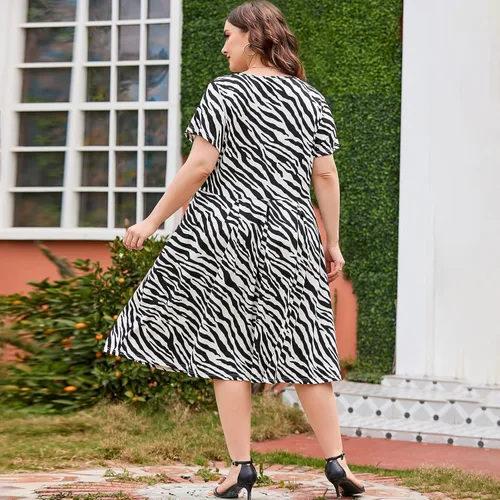 Vista 6 de Women's Plus Size Summer Casual Short Sleeve Swing Dress Flowy Tiered Midi Beach Dress with Pockets