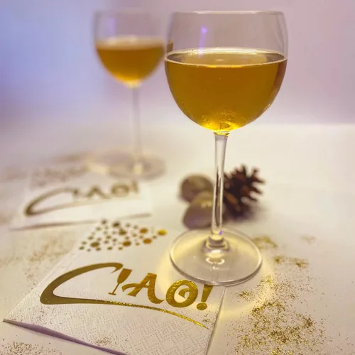 Vista 6 de Servilletas de cóctel blancas y doradas – Servilletas de bebidas de 3 capas de 5 x 5 pulgadas a granel – Diseño único para servilletas de postre