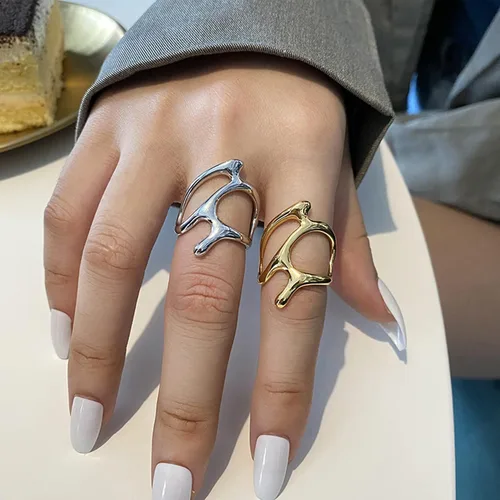 Vista 7 de Anillos gruesos calados chapados en oro de 18 quilates, anillo hueco minimalista, anillo abierto ajustable para mujeres y hombres