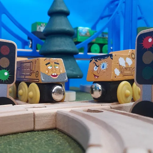Vista 3 de 15 piezas – Señales de tráfico de madera para niños – Señales de calle Zany para alfombras de juego, trenes de juguete y autos – Señales de calle