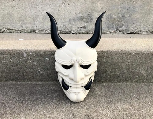Vista 2 de Máscara de demonio Oni de muerte blanca japonesa 3D impresa máscara samurai