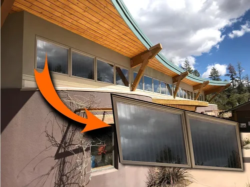 Vista 4 de COLLIDESCAPE Spiderweb - Cinta para Pájaros Transparente para Ventanas (3/4" x 20' - Cubre 1 a 2 paneles) Cintas Adhesivas para Pájaros