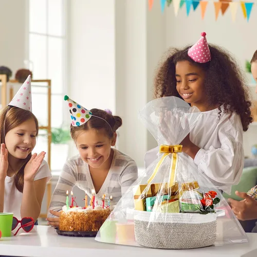 Vista 5 de Paquete de 2 cestas pequeñas tejidas con bolsas de regalo y cintas, caja de cofre de regalo decorativa vacía, linda cesta de regalo para bebé