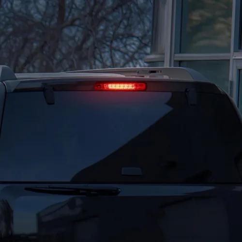 Vista 5 de Tercera luz de freno LED para Armada 04-15, KEWISAUTO luz de freno central roja de montaje alto para Nissan Armada 2005-2015/ Nissan Pathfinder