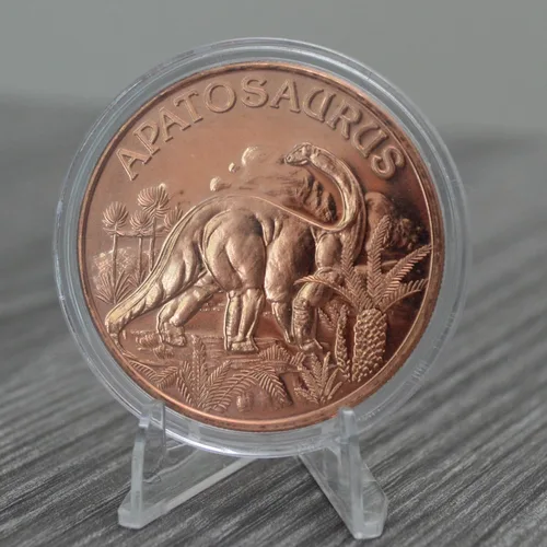 Vista 3 de Apatosaurio Dinosaurio Prehistórico - 1 onza.999 cobre puro redondo coleccionable de 39mm moneda de desafío en cápsula - COA de Heavenly Metals