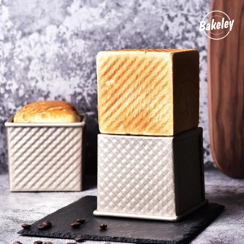 Vista 6 de Mini molde para pan Pullman con tapa, antiadherente rectangular de 0.25 kg, caja plana para tostar en horno (Oro champán)