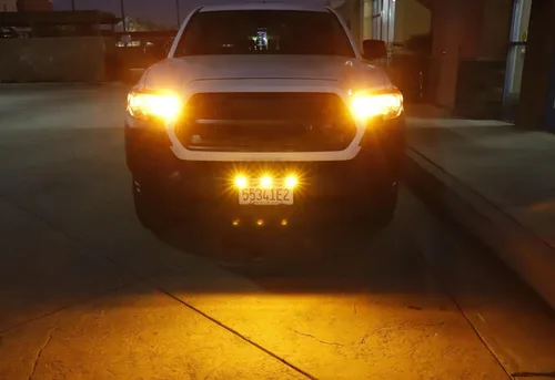 Vista 6 de iJDMTOY Kit de luz de conducción de 3 puntos LED ámbar estilo Raptor, ajuste universal compatible con todos los camiones, SUV, RV