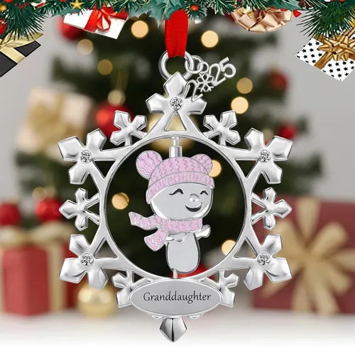 Vista 8 de Adorno de Navidad para bebé 2024, adornos de Navidad personalizados, oso de peluche de metal con gorra de Navidad roja, adorno colgante para árbol