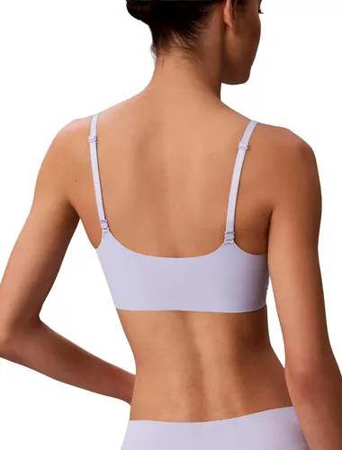 Vista 4 de Calvin Klein Women's Invisibles Comfort Lightly Lined Seamless Wireless Triangle Bralette Bra Crema Amatista