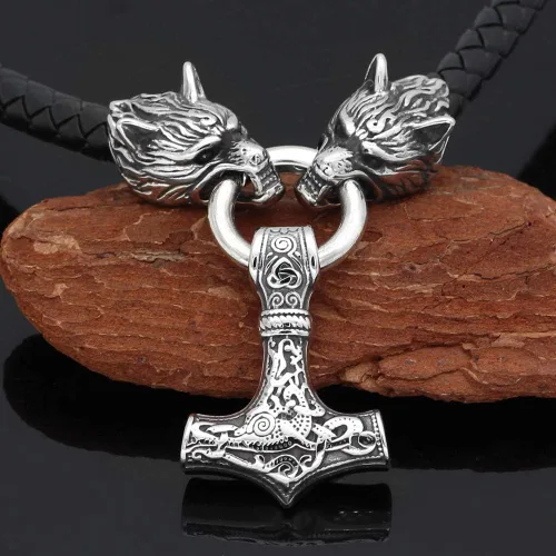Vista 2 de GuoShuang MJOLNIR - Collar con colgante de amuleto de acero inoxidable con martillo de Thor