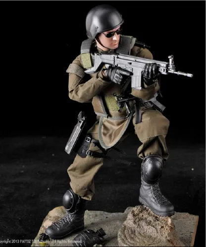 Vista 3 de Compra 7 figuras de acción de 12 pulgadas, modelo de soldado flexible de 1:6, juguete de médico de pie