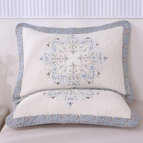 Vista 2 de vctops Juego de 2 fundas de almohada elegantes bordadas con flores, tamaño Queen, 100% algodón, decorativas, acolchadas (azul, 20 x 26 pulgadas)