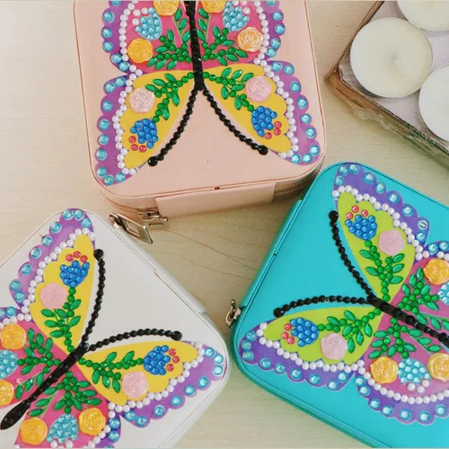 Vista 6 de Paquete de 3 joyeros de viaje de mariposa para niñas, pintura de diamantes, mini estuche de viaje para joyas, estuche organizador de viaje y soporte
