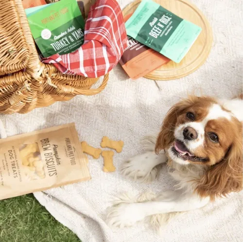 Vista 4 de CRAFTED BY HUMANS LOVED BY DOGS Portland Pet Food Company - Golosinas para perros con galletas de tocino (1 paquete, bolsa de 5 onzas), totalmente