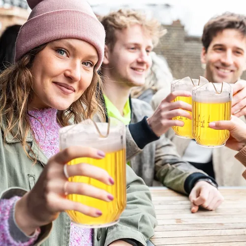 Vista 7 de Rtteri - Paquete de 16 jarras de plástico transparente de 32 onzas a granel, mini jarras de bebidas con asa y boquilla para agua, cerveza, limonada