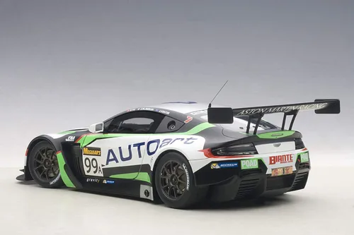 Vista 2 de Aston Martin V12 Vantage Bathurst 12 horas Endurance Race 2015#99 JM. Merlin/J. Venter/F. Yu 1/18 Modelo de coche por Autoart