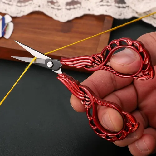 Vista 6 de YOUGUOM Tijeras pequeñas para bordar, tijeras de costura para manualidades, tijeras de punta afilada para costura, roscado, manualidades