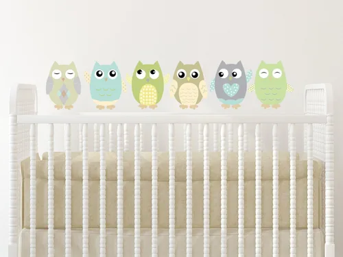 Vista 4 de Calcomanías de pared de tela de búho, juego de 6 búhos, 4 opciones de color, 4 opciones de tamaño, no tóxico, reutilizable, reposicionable blanco