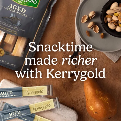 Vista 7 de Kerrygold Palitos de queso cheddar irlandés envejecido alimentado con pasto, 6 onzas