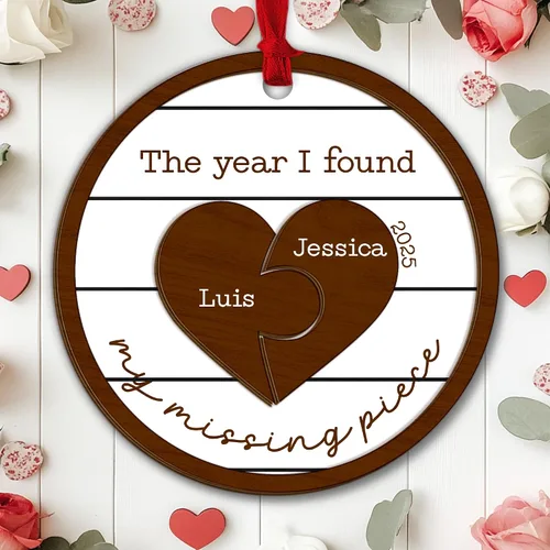 Vista 9 de Adorno personalizado para el primer aniversario, recuerdo romántico de corazón de cerámica con nombres y año, regalo para parejas, decoración única