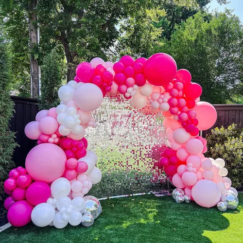Vista 4 de Kit de arco de globos rosa y blanco, kit de guirnalda de globos de 100 piezas con globos rosa intenso, globos de látex blanco para niñas, niños
