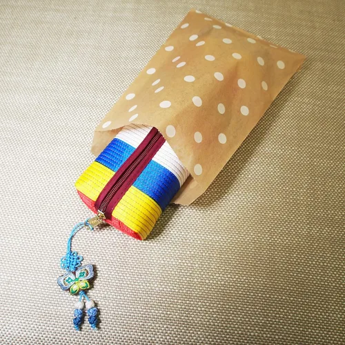 Vista 5 de CuteBox Bolsas de regalo de papel plano blanco con lunares (5 x 7 pulgadas) para mercancía, manualidades, recuerdos de fiesta, venta al por menor