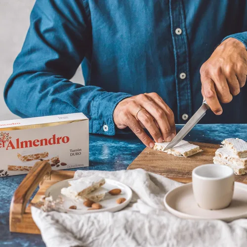 Vista 4 de El Almendro turrón duro 7 oz