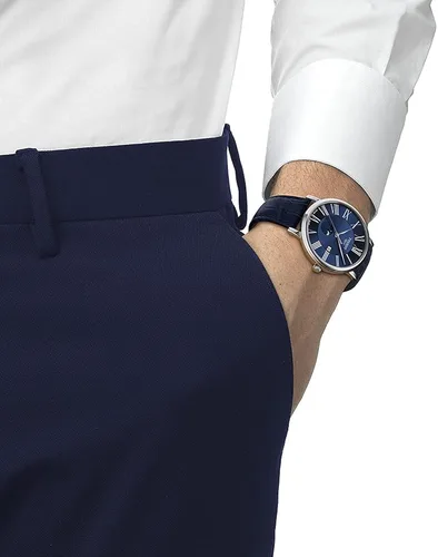 Vista 4 de Tissot Carson Premium Gent Moonphase 316L Reloj de cuarzo suizo con caja de acero inoxidable para hombre azul cuero 20 T1224231604300 Azul Reloj