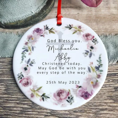 Vista 13 de Recuerdos personalizados de adorno de Navidad para bebé, regalos de bebé que llegan, adornos de cerámica para árbol de Navidad, adornos de primera