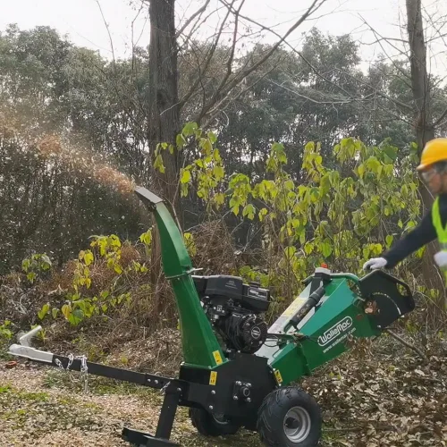 Vista 5 de Trituradora de madera de 420 cc, 15 HP de 6 pulgadas, trituradora E-Start a gas, motor B&S certificado por la EPA con barra de remolque/botón