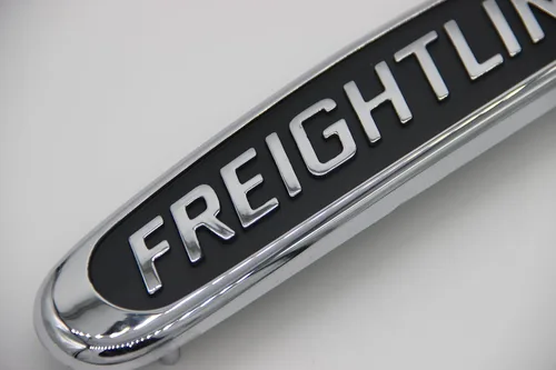 Vista 4 de Sustitución del mercado secundario para emblema de parrilla cromada Freightliner 22-57546-000
