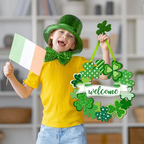 Vista 4 de Letrero colgante de madera de trébol del día de San Patricio, tréboles, adorno irlandés de la suerte, corona de madera para fiesta del día de San