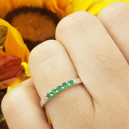 Vista 53 de Dazzlingrock Collection Anillo de boda redondo de 5 piedras preciosas o diamantes para mujer en oro macizo de 10 K/14 K/18 K