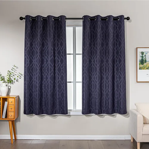 Vista 15 de Amazon Basics Cortinas Jacquard 100% opacas de 2 piezas, cortinas para sala de estar y dormitorio, tratamiento de ventana con aislamiento térmico